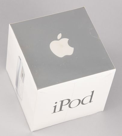 Lot #6076 Apple iPod Classic (First Generation, Sealed) - Image 5