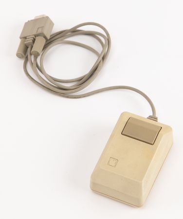 Lot #6034 Apple Macintosh 128K Computer - Fully Functional - Image 8