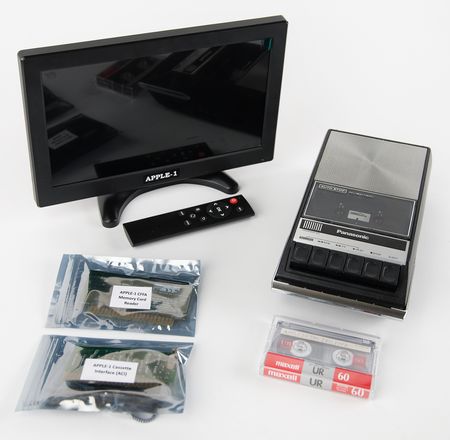 Lot #6059 Apple-1 Computer Replica Signed by Daniel Kottke and Ron Wayne - Image 9