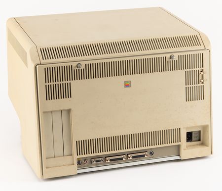 Lot #6035 Apple Lisa 2 Computers (2) with ProFile Hard Drives, Keyboards, and Apple Mouses - Image 15