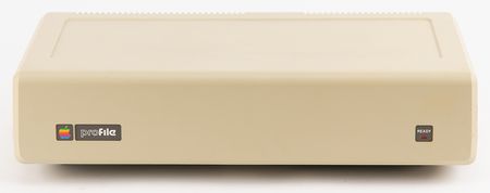 Lot #6035 Apple Lisa 2 Computers (2) with ProFile Hard Drives, Keyboards, and Apple Mouses - Image 22