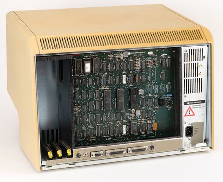 Lot #6035 Apple Lisa 2 Computers (2) with ProFile Hard Drives, Keyboards, and Apple Mouses - Image 6