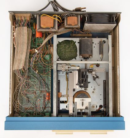 Lot #6159 MITS Altair 8800 Computers (2) with Altair Disc Drives, Massive Document Archive, Manuals, and Advertisements - From the Collection of Jack Everson - Image 9