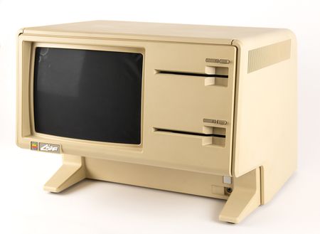 Lot #6026 Apple Lisa Computer with 'Twiggy' Drives, ProFile Hard Drive, Mouse, Keyboard, and Software - Image 5