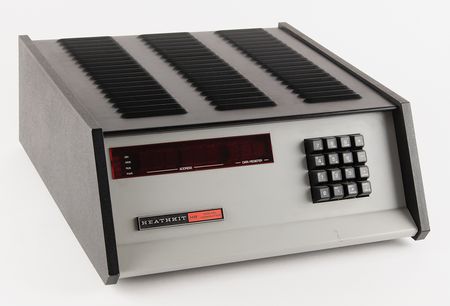 Lot #6172 Heathkit H8 Computer, H9 Video Terminal, and H14 Printer with Cassette Recorder, Tapes, and Manuals - Image 5