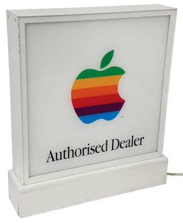 Lot #6091 Apple Computer Authorized Dealer Illuminated Sign - Image 5