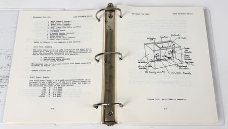 Lot #6027 Apple Computer Final Draft 'LISA<br/>Hardware Manual' (1982) - Image 4