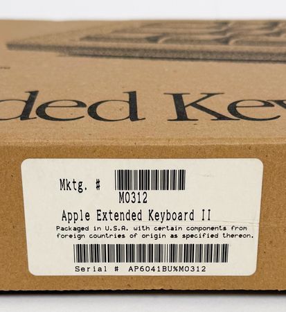 Lot #6043 Apple Extended Keyboard II with Original Box (Apple Evangelism Internal Developer Relations Unit) - Image 7