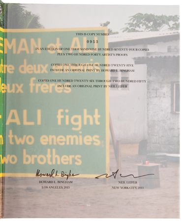 Lot #1018 Muhammad Ali: Neil Leifer and Howard Bingham Signed Book - The Fight (Ltd. Ed. #953/1974) - Image 4