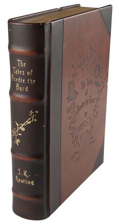 Lot #615 J. K. Rowling Signed Book - The Tales of Beedle the Bard (Deluxe Collector's Edition) - Image 6