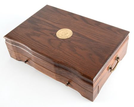 Lot #111 Ronald Reagan Signed Book - Speaking My Mind (Deluxe Ltd. Ed. #325/5000) - Image 5