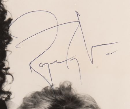 Lot #680 Queen Signed Photograph - Image 4