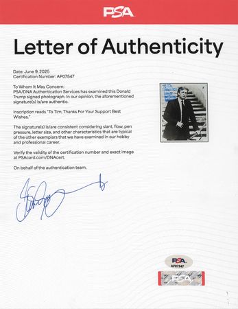 Lot #137 Donald Trump Signed Photograph - Image 2