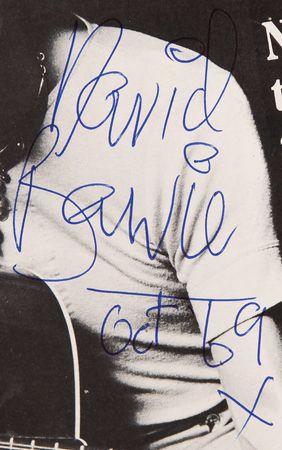 Lot #749 David Bowie Signed Humble Pie Tour Program - Image 2