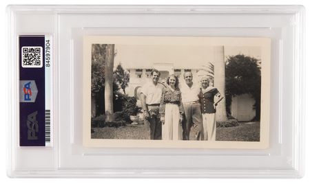 Lot #7099 Al Capone Signed Photograph of the Capone Family in Palm Island, Presented to Capone's Primary Physician (1941) - Image 3