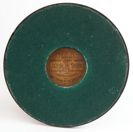 Lot #7094 Academy Award for Best Cinematography (1930) - Oscar Statuette Presented to Clyde De Vinna for for White Shadows in the South Seas - Image 7