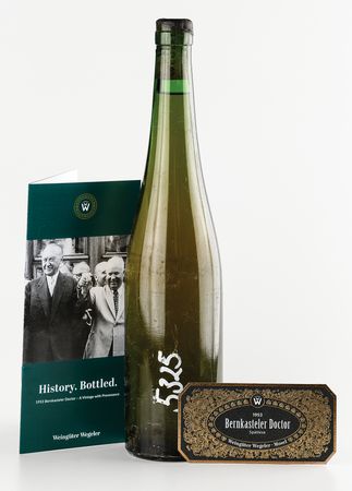Lot #7024 Historic 1953 Bernkasteler Doctor Riesling Bottle of Wine - The Vintage Poured at the Adenauer?Khrushchev Meeting That Freed 10,000 German POWs - Image 2