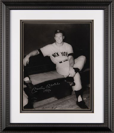 Lot #735 Mickey Mantle Signed Photograph by Ray Gallo - Image 2