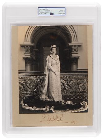 Queen Elizabeth II Signed Photograph - PSA NM-MT 8 | RR Auction
