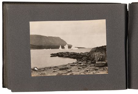 Lot #129 1899 Peary Relief Expedition Photograph Archive (175) with Incredible Arctic Imagery and Rare Photos of Robert E. Peary and Matthew Henson - Image 20