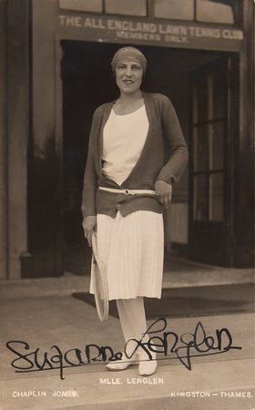 Lot #727 Suzanne Lenglen Signed Photograph - Image 2