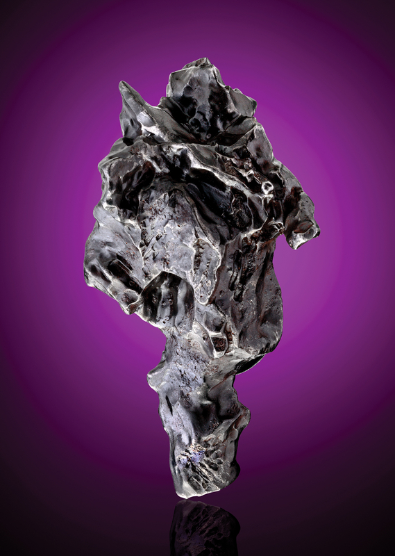 Lot 8667 Sikhote-Alin Iron Meteorite Hybrid Individual