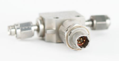 Lot #8493 Apollo Command Module Helium Valve - Image 4