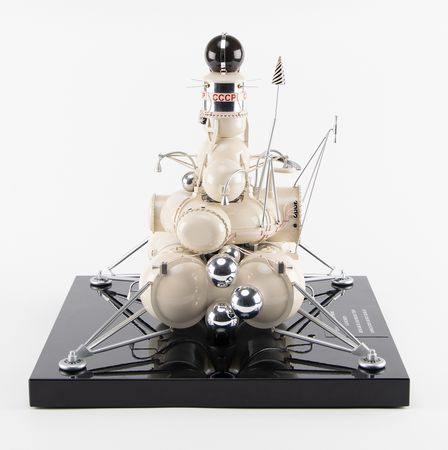 Lot #8608 Luna-16 Model ? The First Robotic Lunar Probe - Image 7