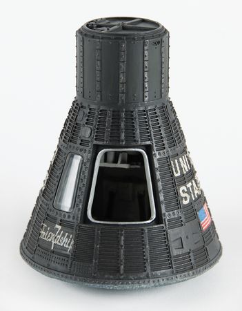 Lot #8618 Friendship 7 Scale Model by Edward H. Biltmore Precision Modelworks - Image 3