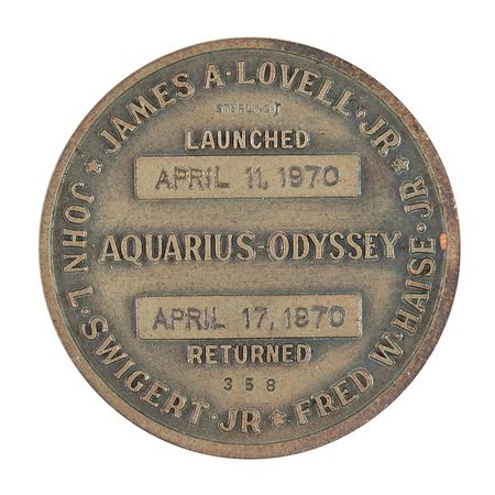 Lot #8276 Apollo 13 Flown Robbins Medallion - From the Personal Collection of Edgar Mitchell - Image 2