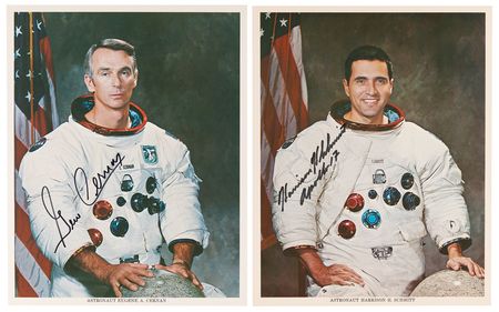 Lot #8429 Moonwalkers (12) Signed Photographs - Sought-After Uninscribed Complete Set - Image 7