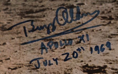 Lot #8197 Apollo 11 Crew-Signed Magazine Cover - Special 'On the Moon' Edition of Look - Image 4
