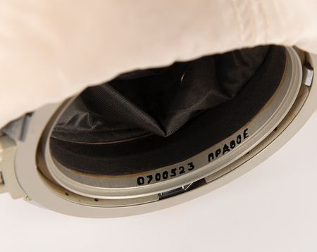 Lot #8585 ISS Expedition 9 Flown Orlan EVA Cosmonaut Space Suit Glove - From the Personal Collection of Gennady Padalka - Image 5