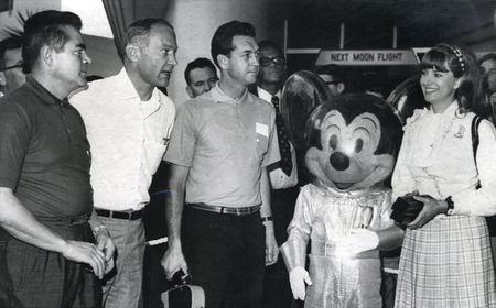Lot #8203 Buzz Aldrin Typed Letter Signed on His Disneyland Tour with the Crew of Soyuz 9 - Image 2