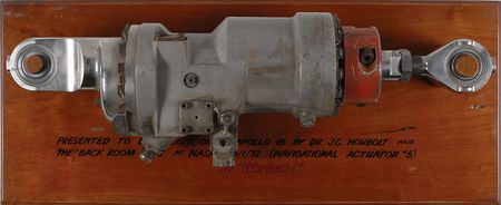 Lot #8477 Apollo/Saturn V J-2 Engine Actuator - Image 2
