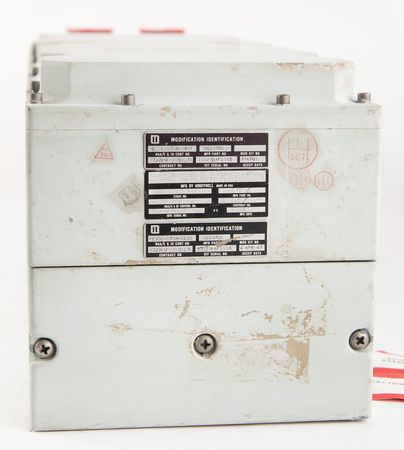 Lot #8462 Apollo Command Module Reaction Jet On/Off Engine Controller - Image 5