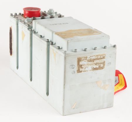 Lot #8472 Apollo Command Module Very High Frequency (VHF) Transceiver - Image 3