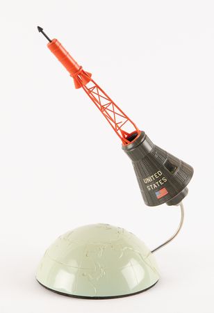 Lot #8058 Mercury Capsule Model (McDonnell) - From the Collection of a Project Gemini Medical Director - Image 2