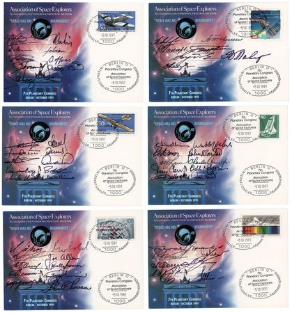 Lot #8440 Astronauts and Cosmonauts 7th Planetary Congress Cards with (55) Signatures - Image 1