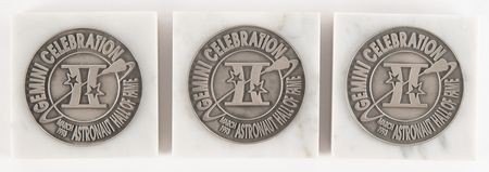 Lot #8083 Buzz Aldrin, Wally Schirra, and Jim McDivitt - Image 2