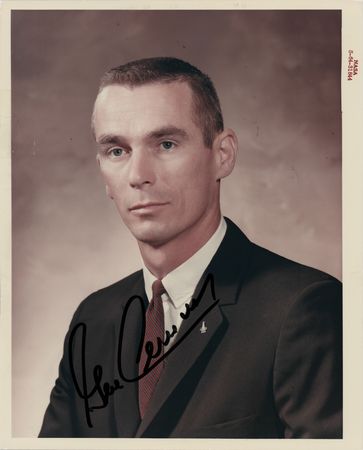 Lot #8085 Gene Cernan Signed Photograph - Image 1
