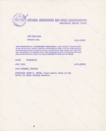 Lot #8319 Apollo 14 Crew-Signed 'Type 1' Insurance Cover - Image 2