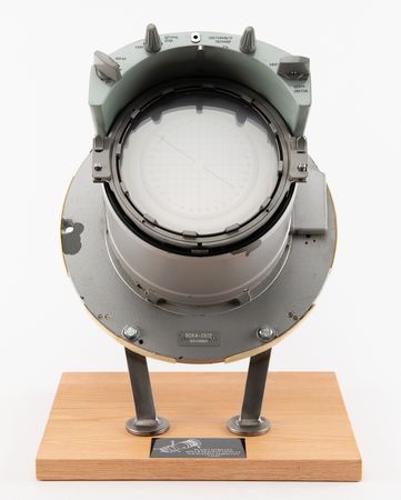 Lot #8644 Soyuz Descent Module VSK-4 (VZOR) Internal Navigational Periscope (Presumed Flown) - Image 3