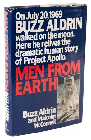 Lot #8221 Buzz Aldrin and Chris Kraft Signed Book - Men from Earth - Image 3
