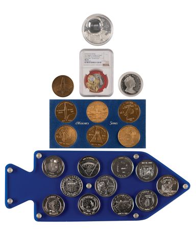 Lot #8434 Astronaut and Cosmonaut Coin Collection - Image 1