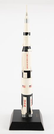 Lot #8621 Saturn V and Space Shuttle Discovery Models - Image 6