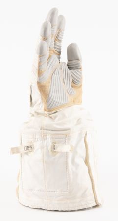 Lot #8474 Space Shuttle Phase VI EMU Glove - Image 4