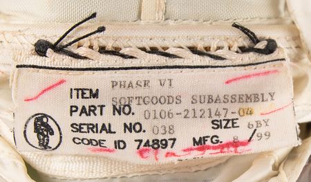 Lot #8474 Space Shuttle Phase VI EMU Glove - Image 8