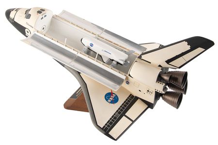 Lot #8622 Space Shuttle Columbia with Boeing X-37 Model - Image 3