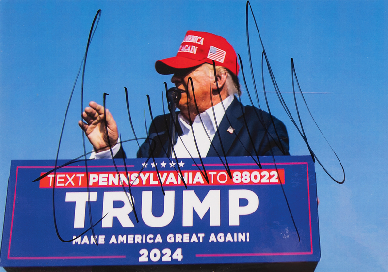 Lot 198 Donald Trump Signed Photograph